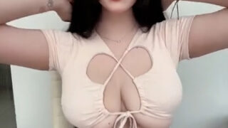 Alina Becker Onlyfans Video – Show Off Big Boobs